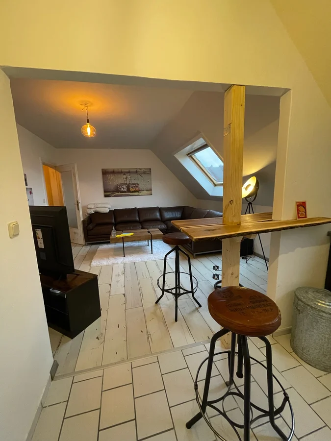 JonnysArtApartment 3